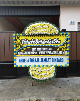 Papan Bunga Duka di Ix Koto Sungai Lasi